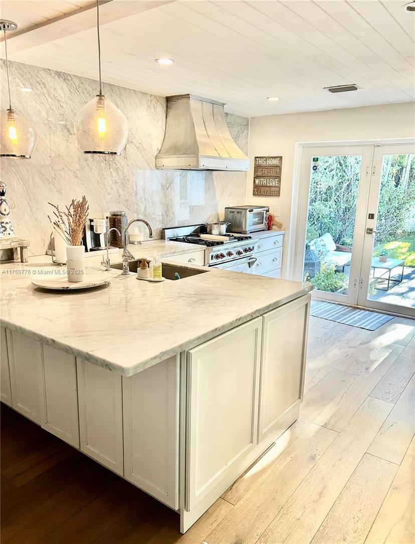 Picture of 463 W 62Nd St, Miami Beach FL 33140
