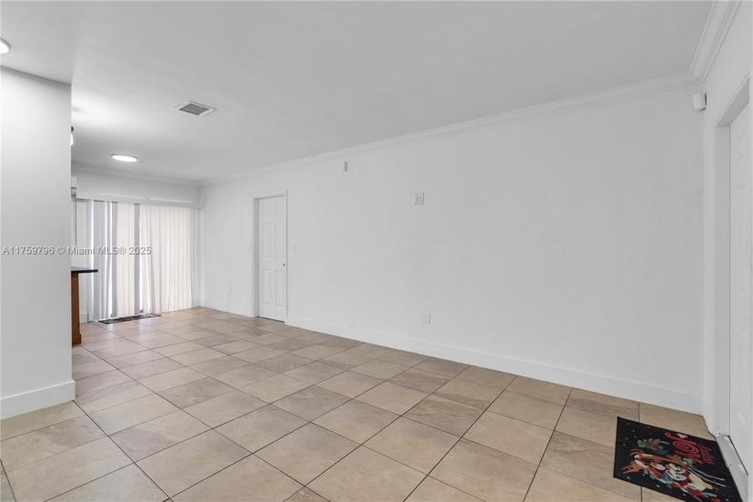 Picture of 2810 NW 171St Ter, Miami Gardens FL 33056
