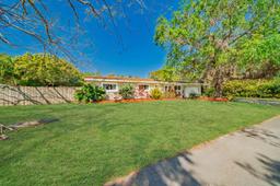 Picture of 13700 SW 74Th Ct, Palmetto Bay, FL 33158