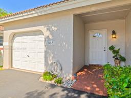 Picture of 1363 Seagrape Cir, Weston, FL 33326