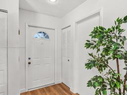 Picture of 1363 Seagrape Cir, Weston, FL 33326