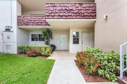 Picture of 3301 S Palm Aire Dr # 106, Pompano Beach, FL 33069