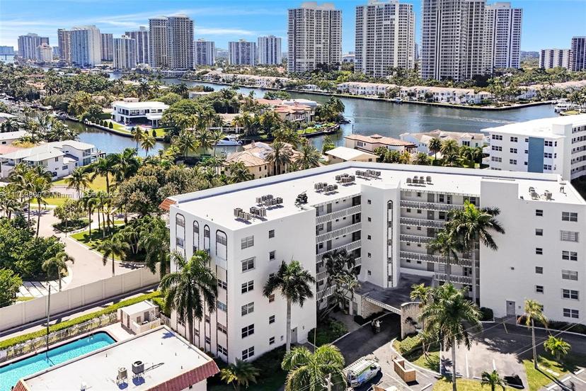 Picture of 3181 S Ocean Dr # 403, Hallandale Beach FL 33009