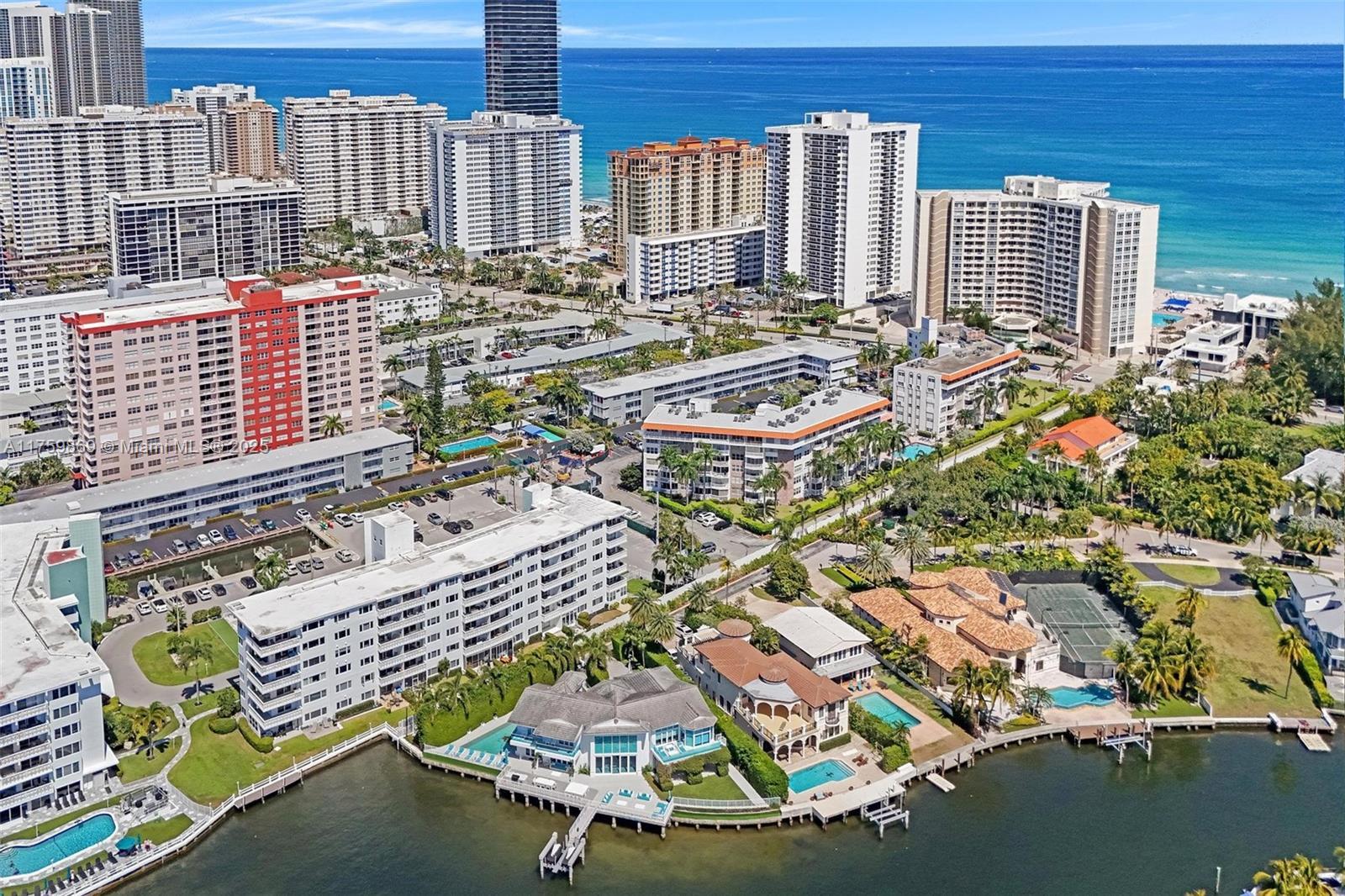 Picture of 3181 S Ocean Dr # 403, Hallandale Beach, FL 33009