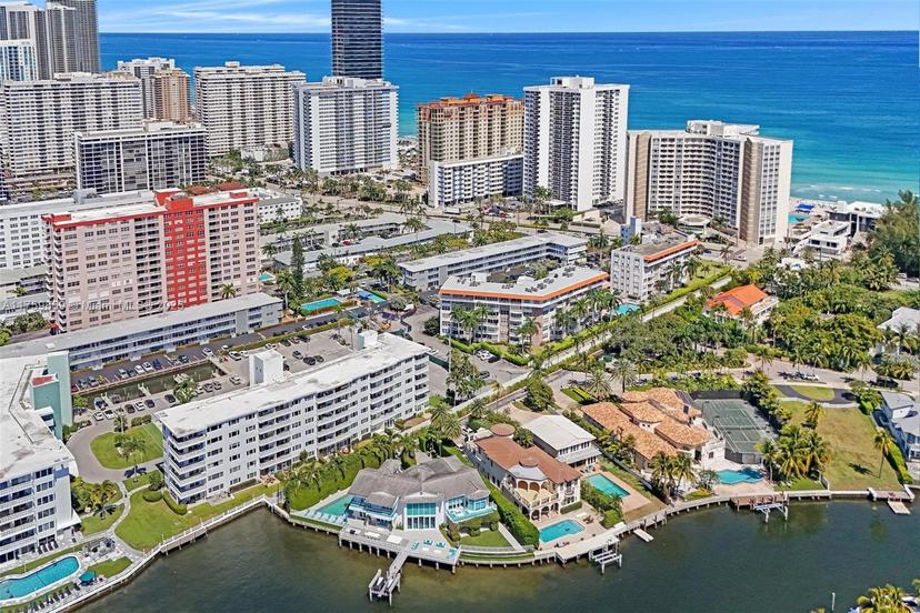 Picture of 3181 S Ocean Dr # 403, Hallandale Beach FL 33009