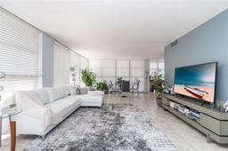 Picture of 200 Leslie Dr # 430, Hallandale Beach, FL 33009