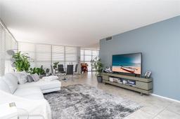 Picture of 200 Leslie Dr # 430, Hallandale Beach, FL 33009