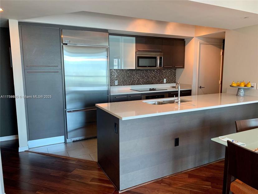 Picture of 55 SE 6Th St # 3305, Miami FL 33131