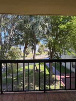 Picture of 10845 SW 112Th Ave # 312, Miami, FL 33176