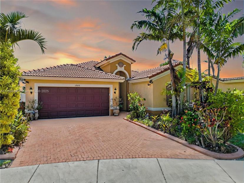 Picture of 1848 NE 3Rd Ct, Homestead FL 33033