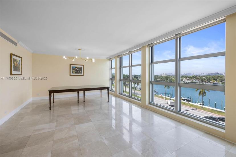 Picture of 5055 Collins Ave # 6M, Miami Beach FL 33140
