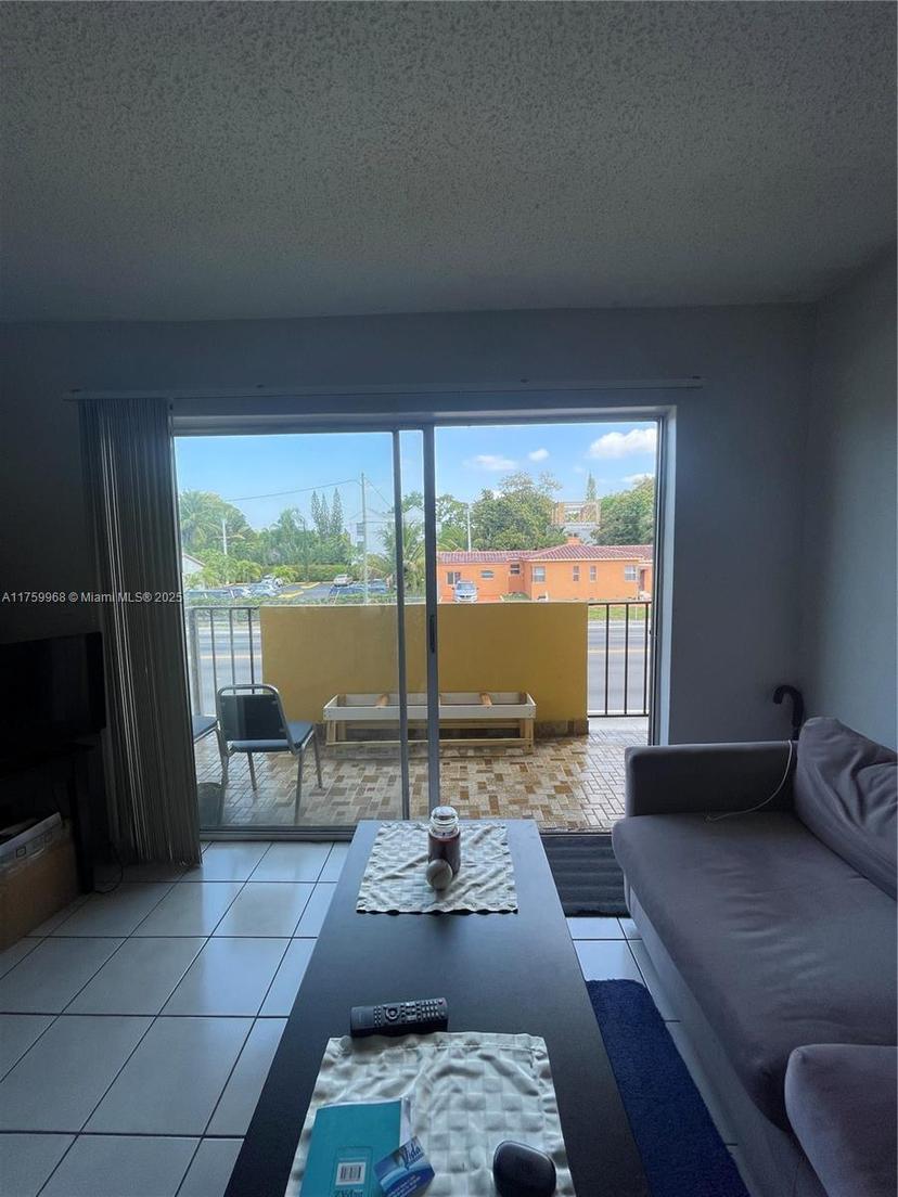 Picture of 300 NE 125Th St # 202, North Miami FL 33161