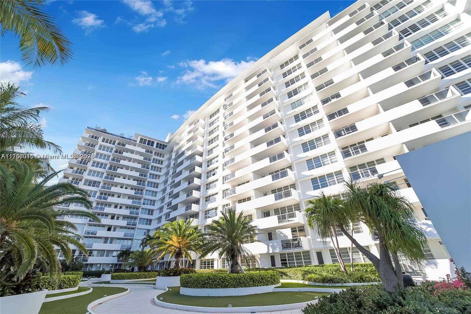 Picture of 100 Lincoln Rd # 329, Miami Beach, FL 33139