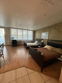 Picture of 100 Lincoln Rd # 329, Miami Beach, FL 33139