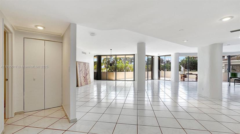 Picture of 3000 Island Blvd # 401, Aventura FL 33160