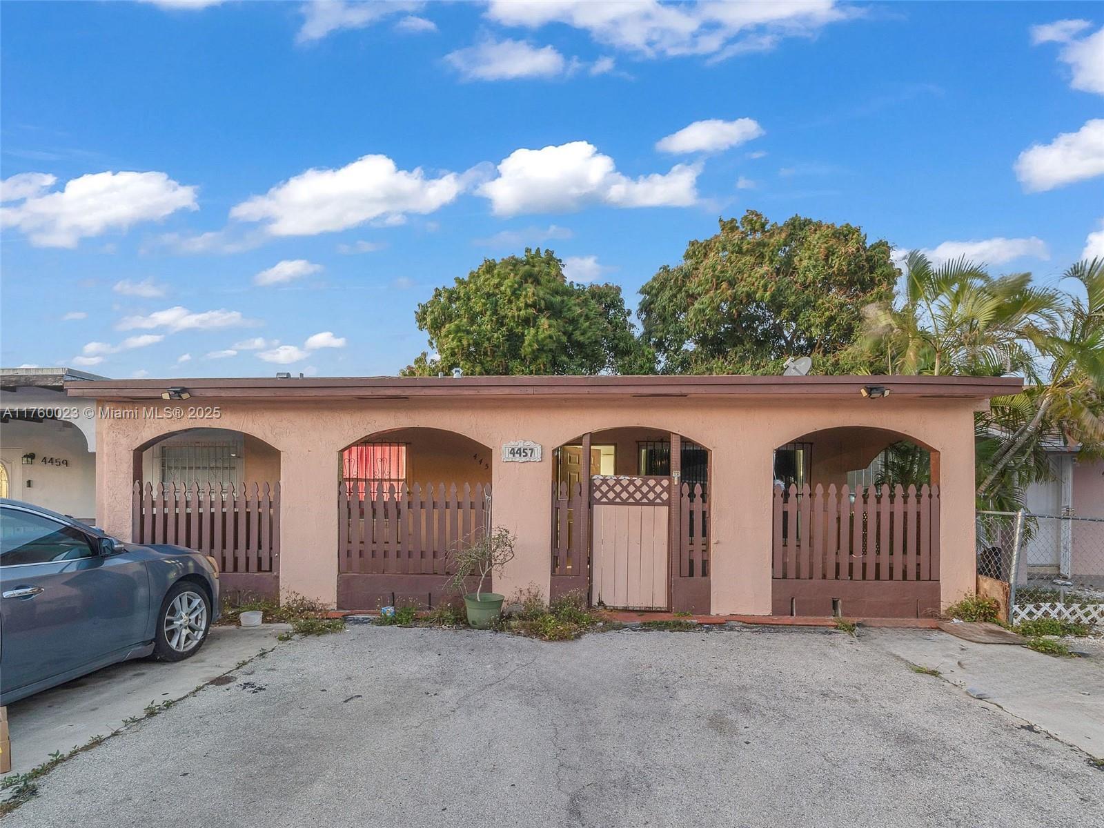 Picture of 4457 NW 185Th St # 0, Miami Gardens, FL 33055