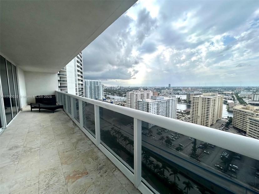 Picture of 1830 S Ocean Dr # 2408, Hallandale Beach FL 33009