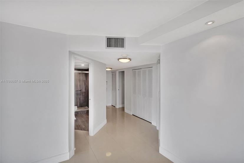 Picture of 2333 Brickell Ave # 1416, Miami FL 33129
