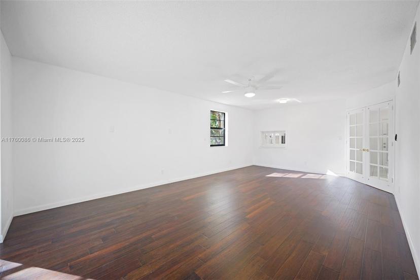 Picture of 4965 E Sabal Palm Blvd # 212, Tamarac FL 33319