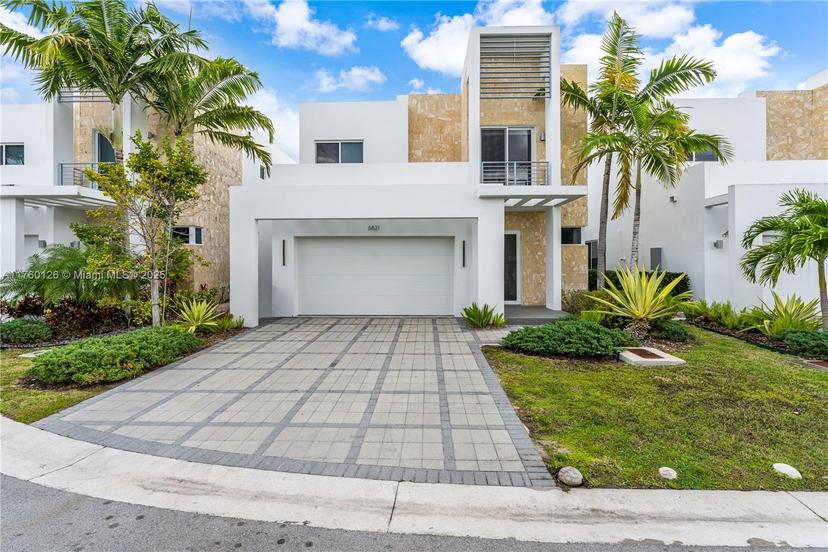 Picture of 6821 NW 103Rd Ave, Doral FL 33178