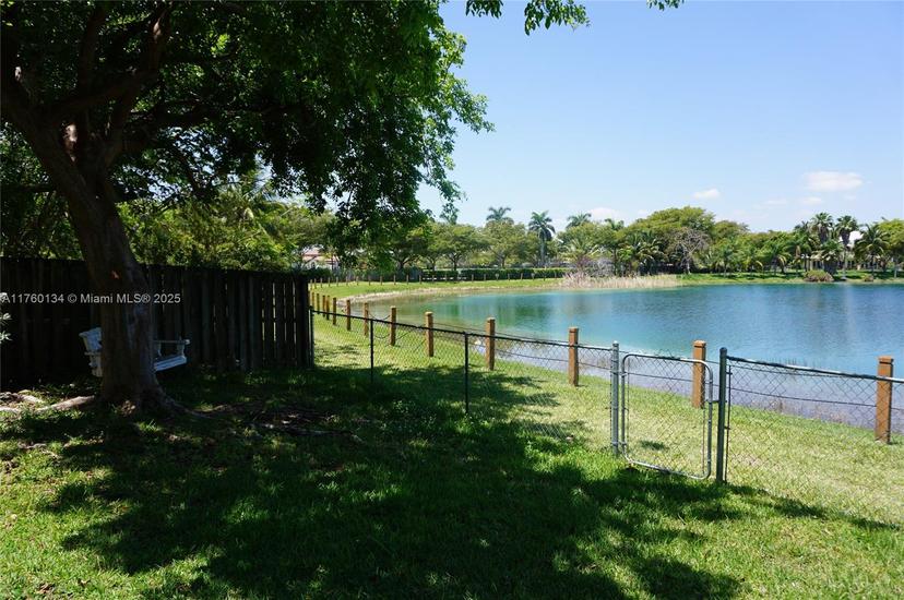 Picture of 9236 SW 215Th Ter, Cutler Bay FL 33189