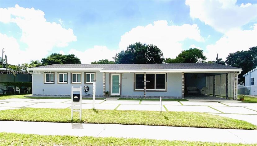 Picture of 4410 NW 174Th Dr, Miami Gardens FL 33055