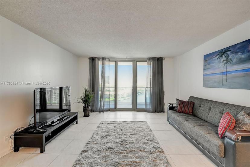 Picture of 3800 S Ocean Dr # 1123, Hollywood FL 33019