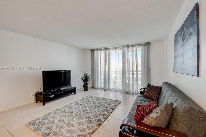 Picture of 3800 S Ocean Dr # 1123, Hollywood FL 33019