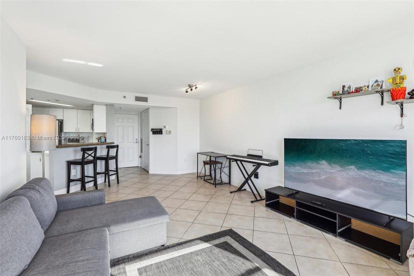 Picture of 2351 Douglas Rd # 1305, Miami FL 33145