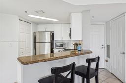 Picture of 2351 Douglas Rd # 1305, Miami, FL 33145