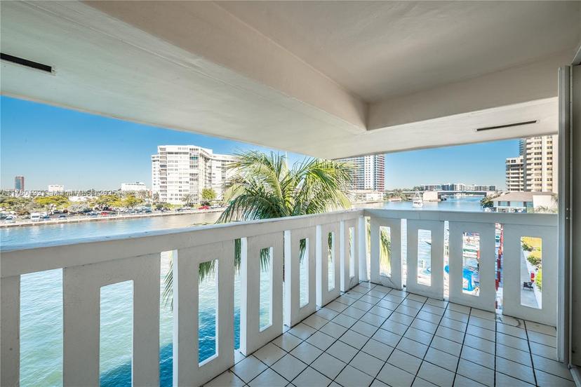 Picture of 1889 S Ocean Dr # 414, Hallandale Beach FL 33009