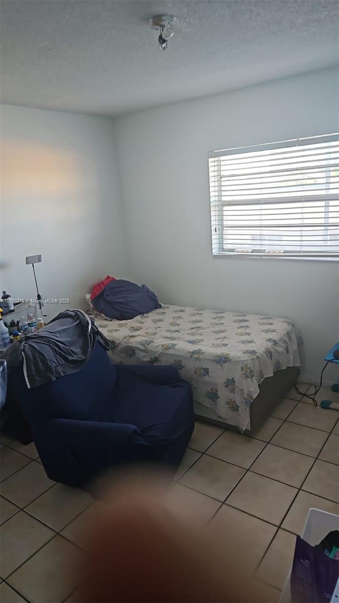 Picture of 1735 NE 164 St # D306, North Miami Beach FL 33162