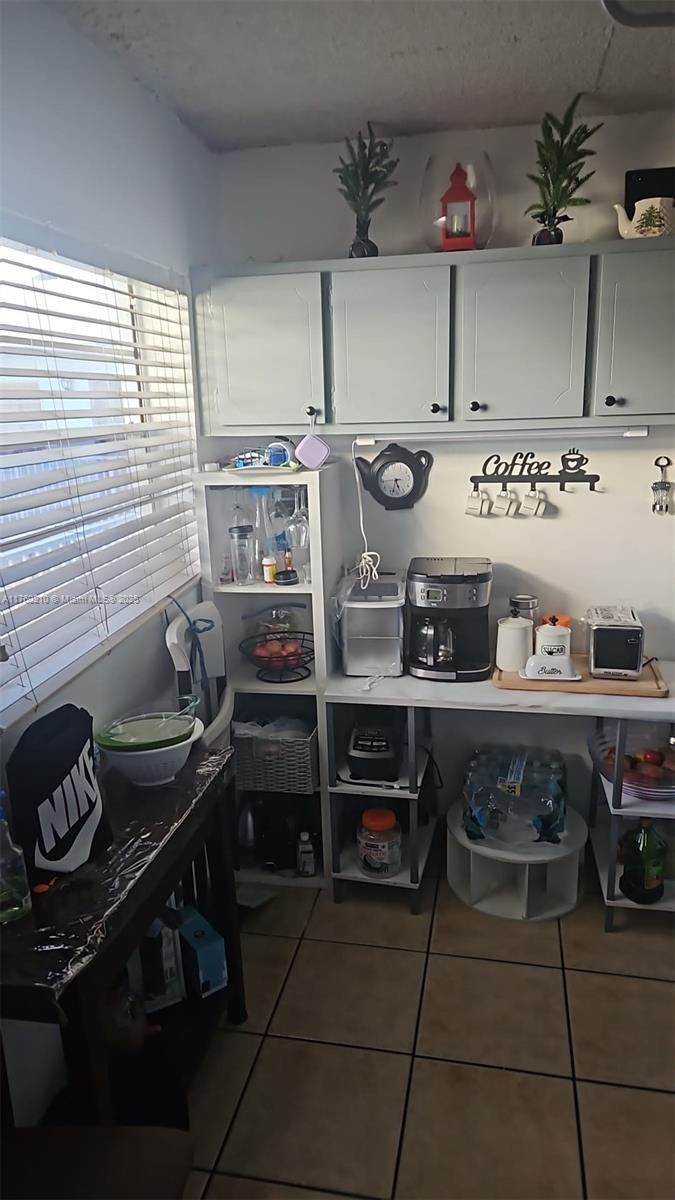 Picture of 1735 NE 164 St # D306, North Miami Beach FL 33162