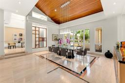 Picture of 665 Leucadendra Dr, Coral Gables, FL 33156
