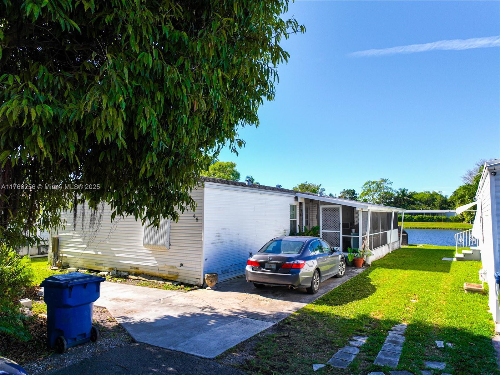 Picture of 35250 SW 177Th Ct Lot 48, Homestead, FL 33034