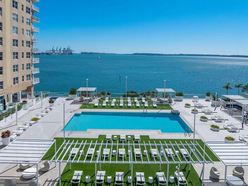 Picture of 770 Claughton Island Dr # 2111, Miami FL 33131