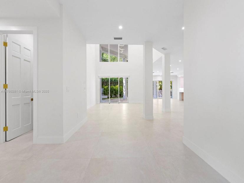 Picture of 7226 SW 146Th St Cir, Palmetto Bay FL 33158