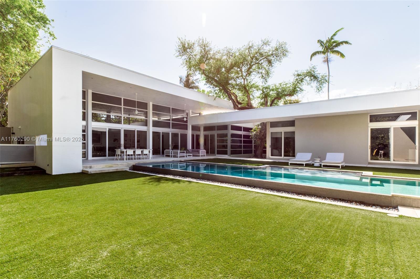 Picture of 3891 Little Ave, Miami, FL 33133