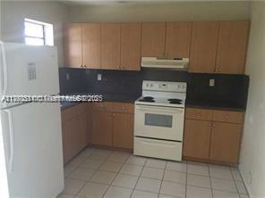 Picture of 7987 NW 7Th St # D9, Miami FL 33126