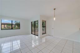 Picture of 10809 NW 7Th St # 47, Miami, FL 33172