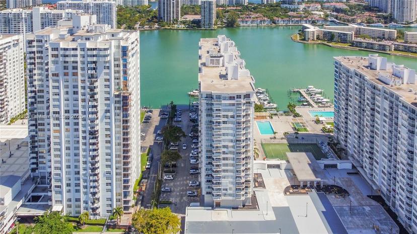 Picture of 18011 Biscayne Blvd # 1103, Aventura FL 33160