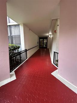 Picture of 17021 N Bay Rd # 828, Sunny Isles Beach, FL 33160