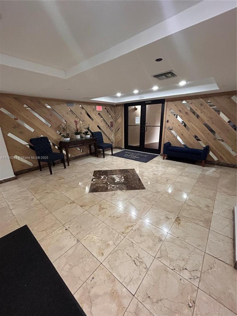 Picture of 17021 N Bay Rd # 828, Sunny Isles Beach FL 33160