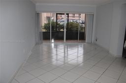Picture of 8897 Fontainebleau Blvd # 112, Miami, FL 33172