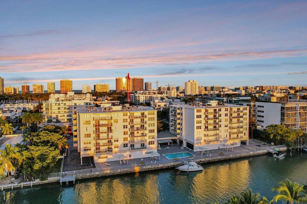 Picture of 10000 W Bay Harbor Dr # 403, Bay Harbor Islands, FL 33154