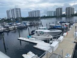 Picture of 18061 Biscayne Blvd, Aventura, FL 33160