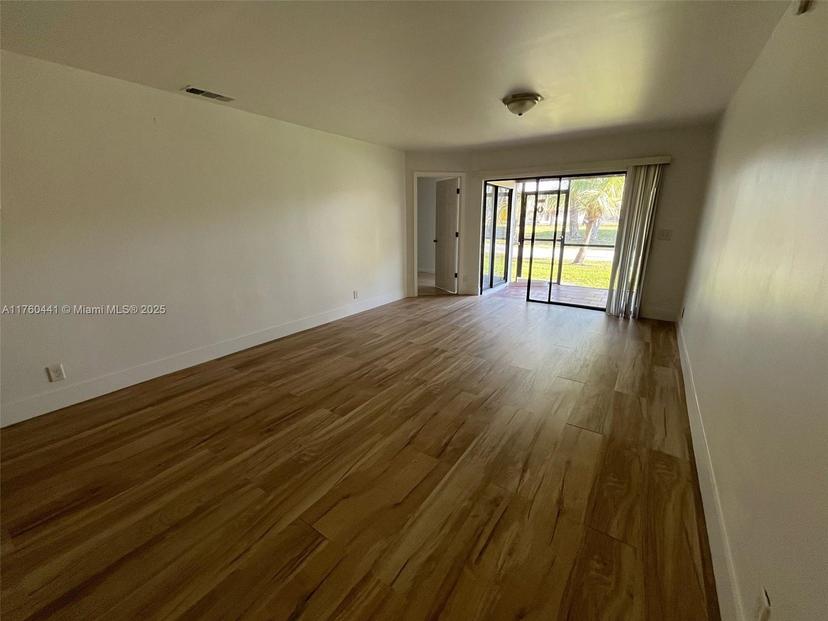 Picture of 2501 NW 56Th Ave # 14, Lauderhill FL 33313