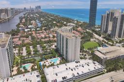 Picture of 19370 Collins Ave # 1504, Sunny Isles Beach, FL 33160