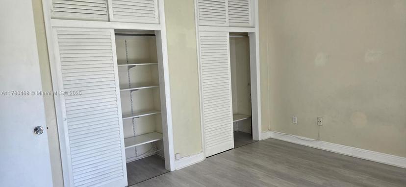 Picture of 7505 SW 82 St # 301, Miami FL 33143