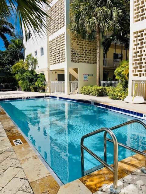 Picture of 10001 W Bay Harbor Dr # 302, Bay Harbor Islands FL 33154